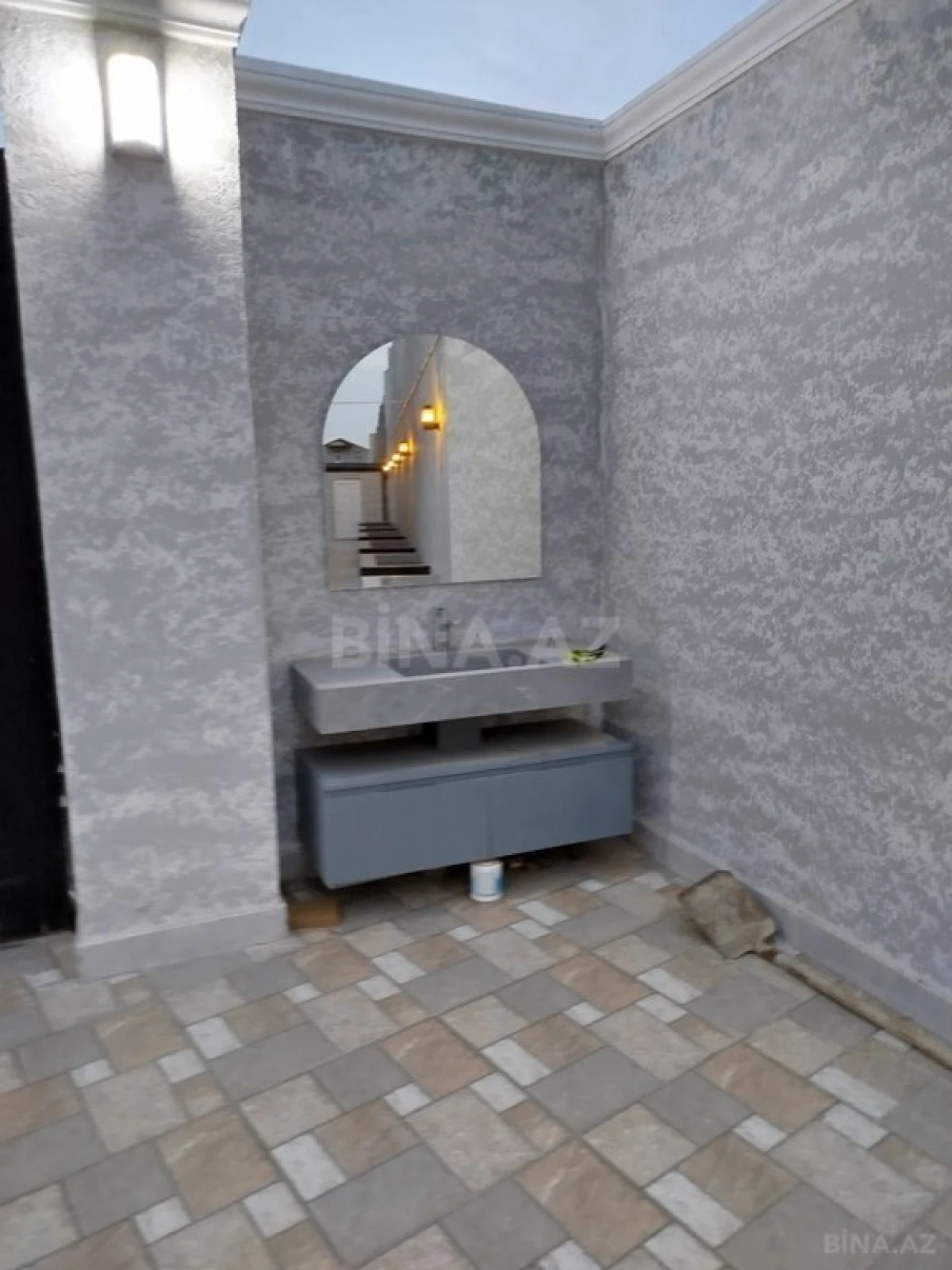 Satılır 5 otaqlı həyət evi 120 m²