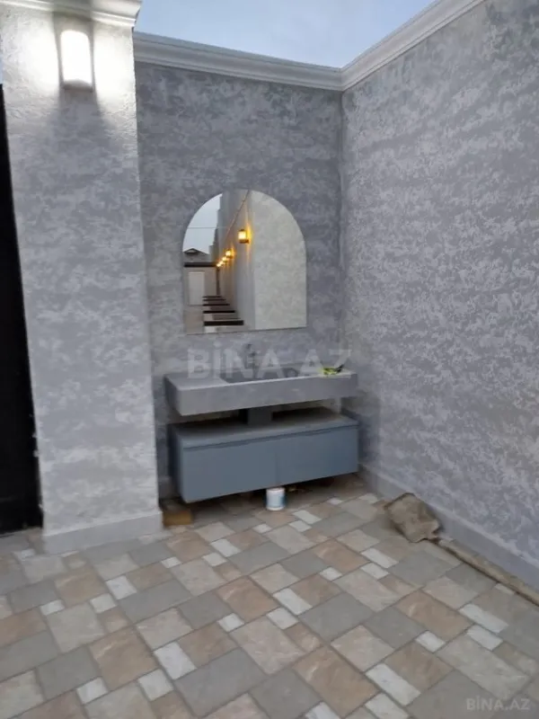 Satılır 5 otaqlı həyət evi 120 m²