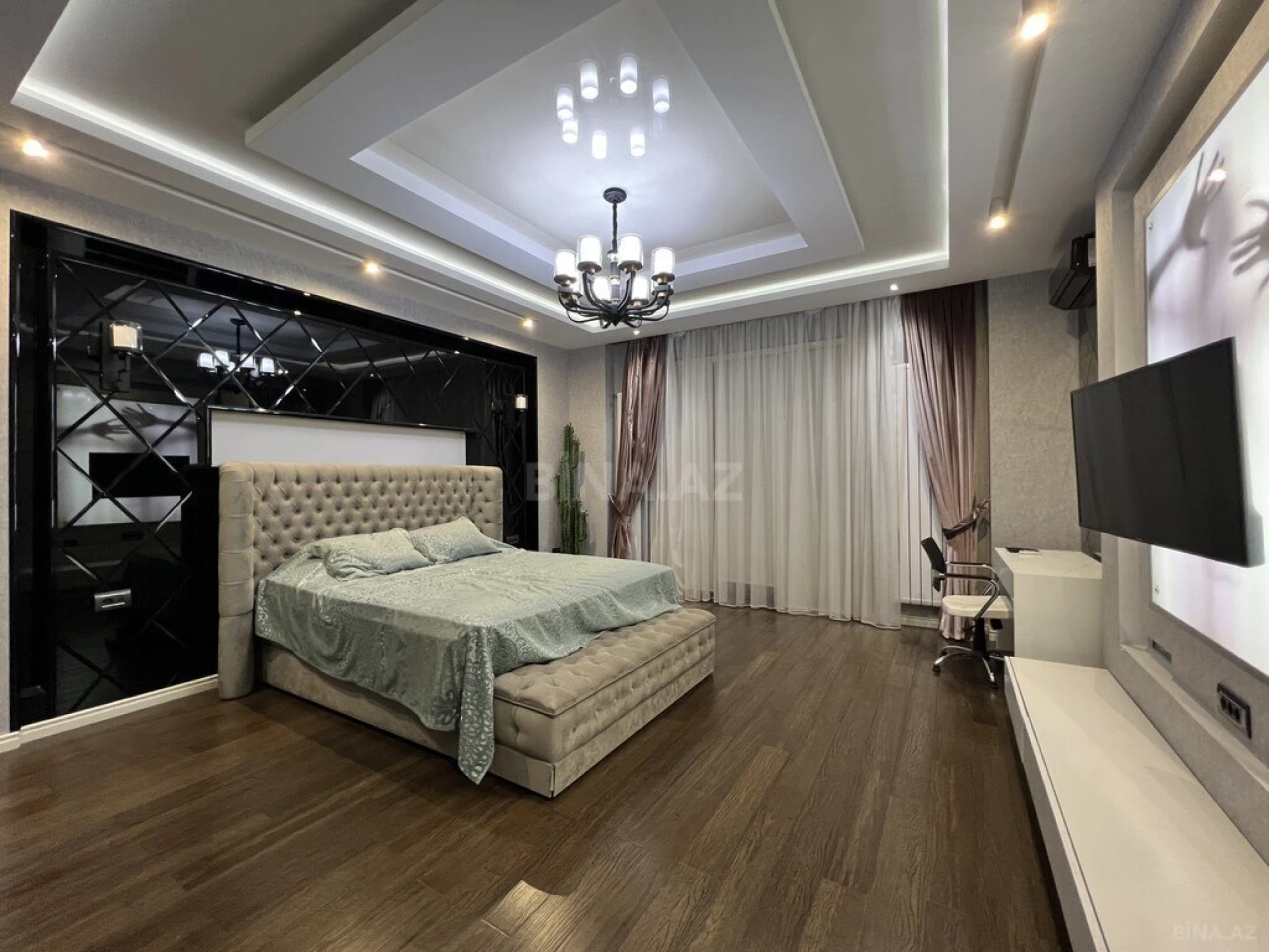 Kirayə verilir 3 otaqlı mənzil 120 m²