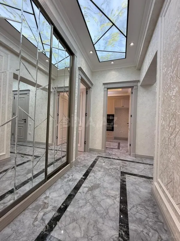 Satılır 2 otaqlı mənzil 95.1 m²