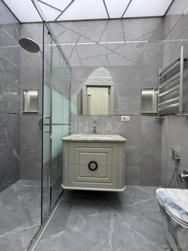 Satılır 2 otaqlı mənzil 95.1 m²