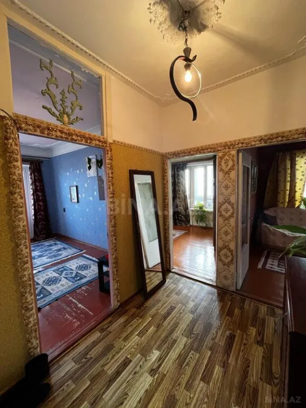 Satılır 3 otaqlı mənzil 98 m²