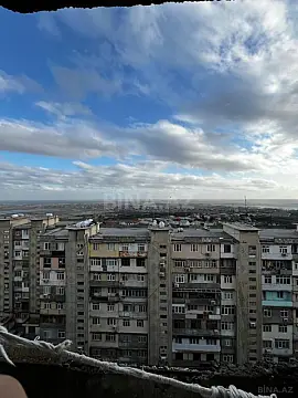 Satılır 3 otaqlı mənzil 98 m²
