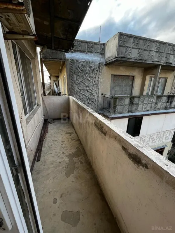 Satılır 3 otaqlı mənzil 98 m²