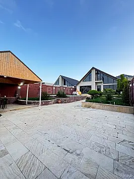 Satılır 5 otaqlı həyət evi 140 m²