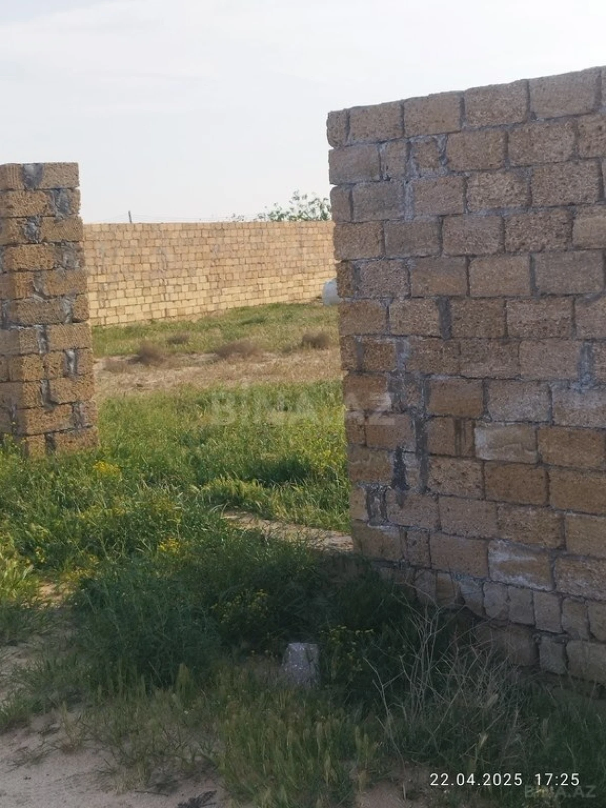 Satılır torpaq sahəsi 12 m²