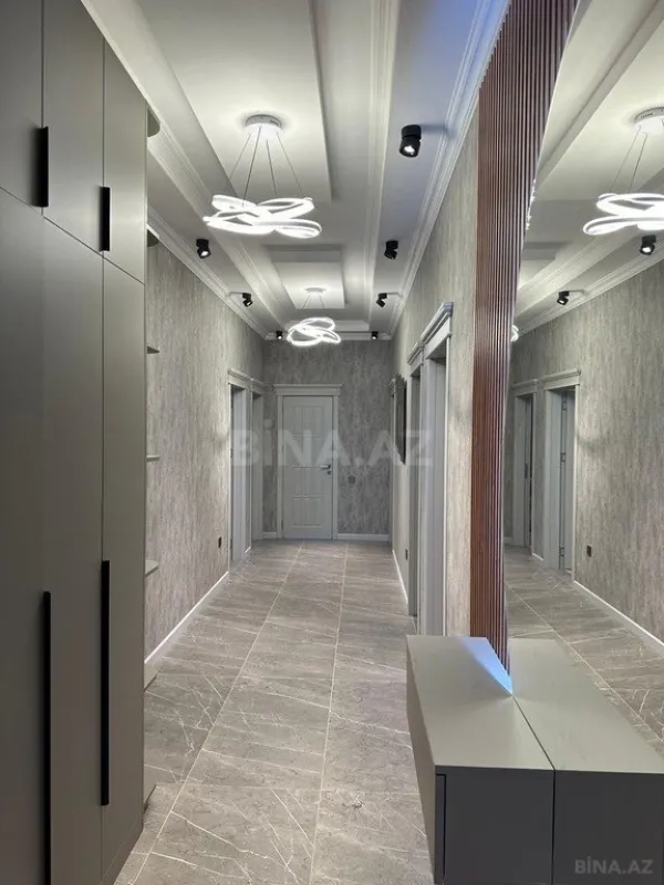 Kirayə verilir 4 otaqlı həyət evi 240 m²