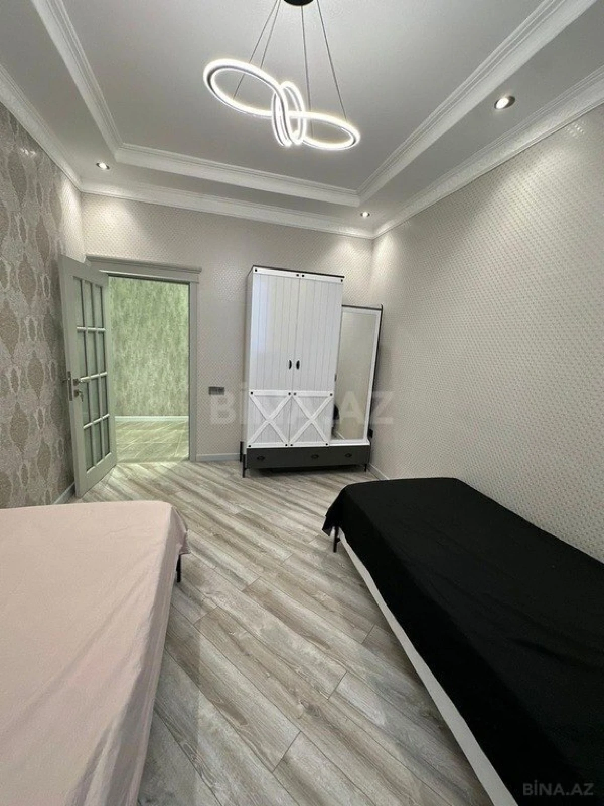 Kirayə verilir 4 otaqlı həyət evi 240 m²