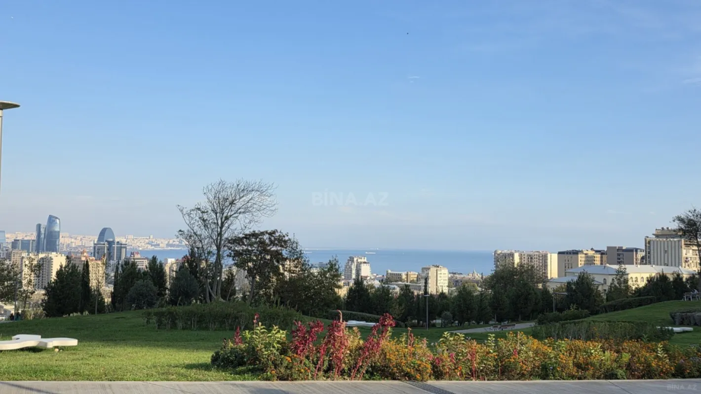 Kirayə verilir 3 otaqlı mənzil 120 m²