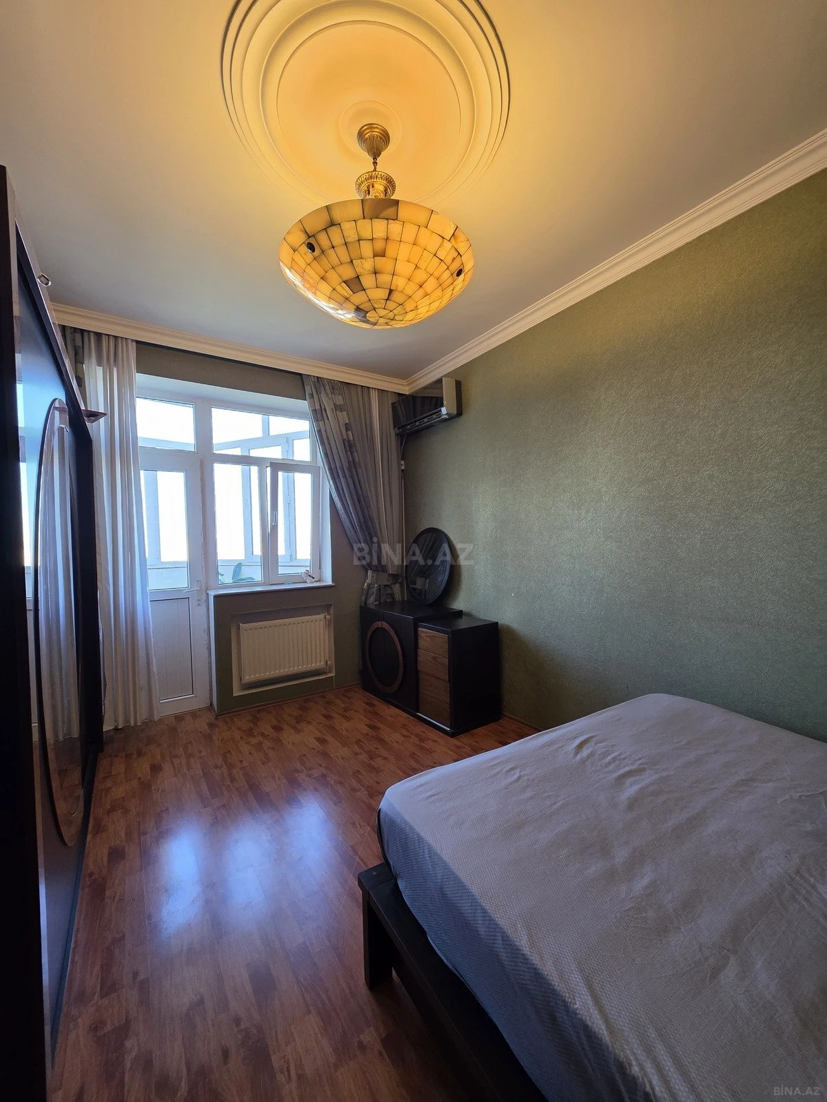 Kirayə verilir 3 otaqlı mənzil 120 m²