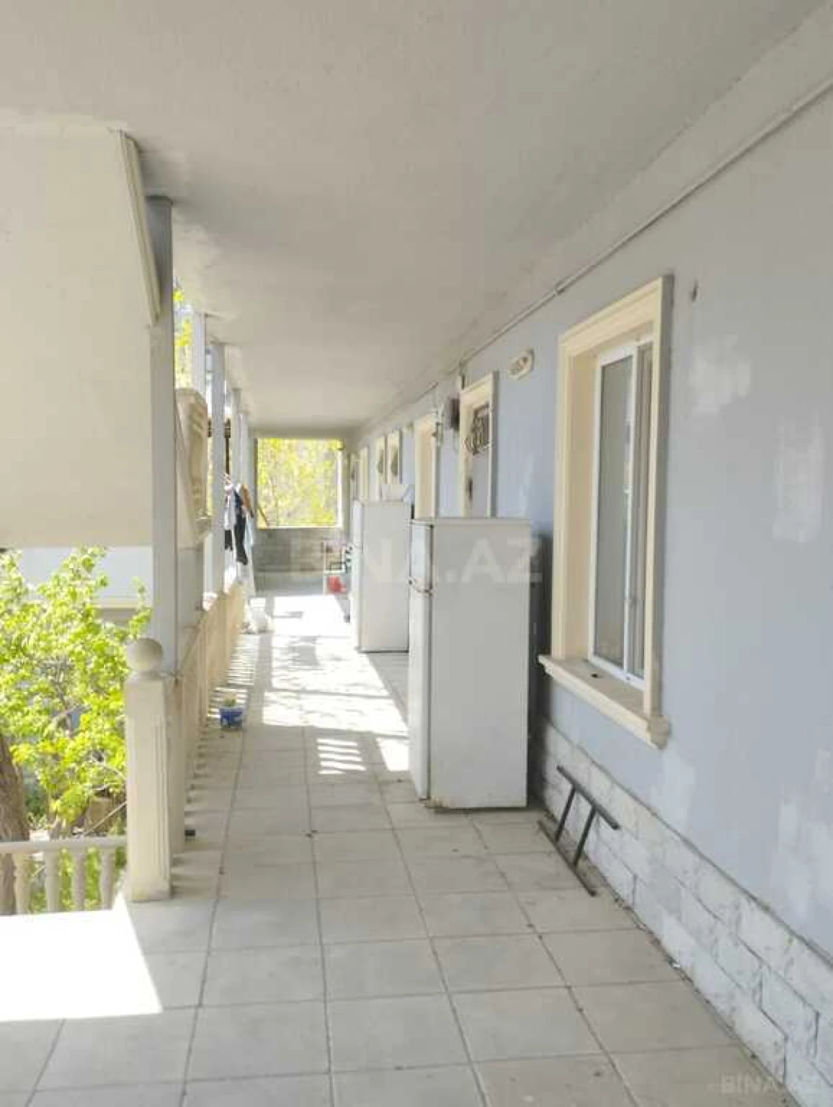 Satılır 16 otaqlı həyət evi 1000 m²