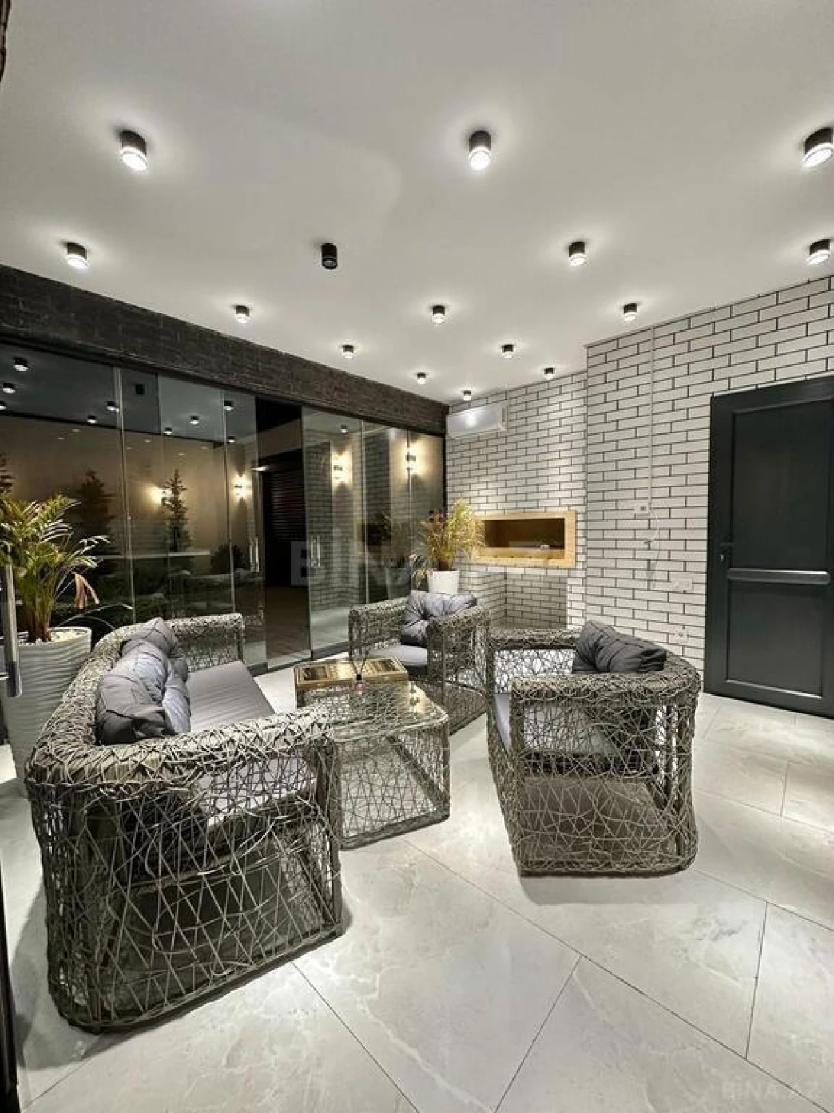 Kirayə verilir 5 otaqlı həyət evi 200 m²