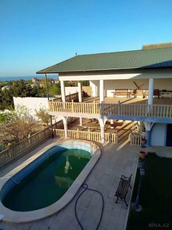 Satılır 6 otaqlı həyət evi 120 m²