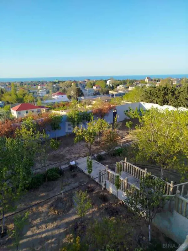 Satılır 6 otaqlı həyət evi 120 m²