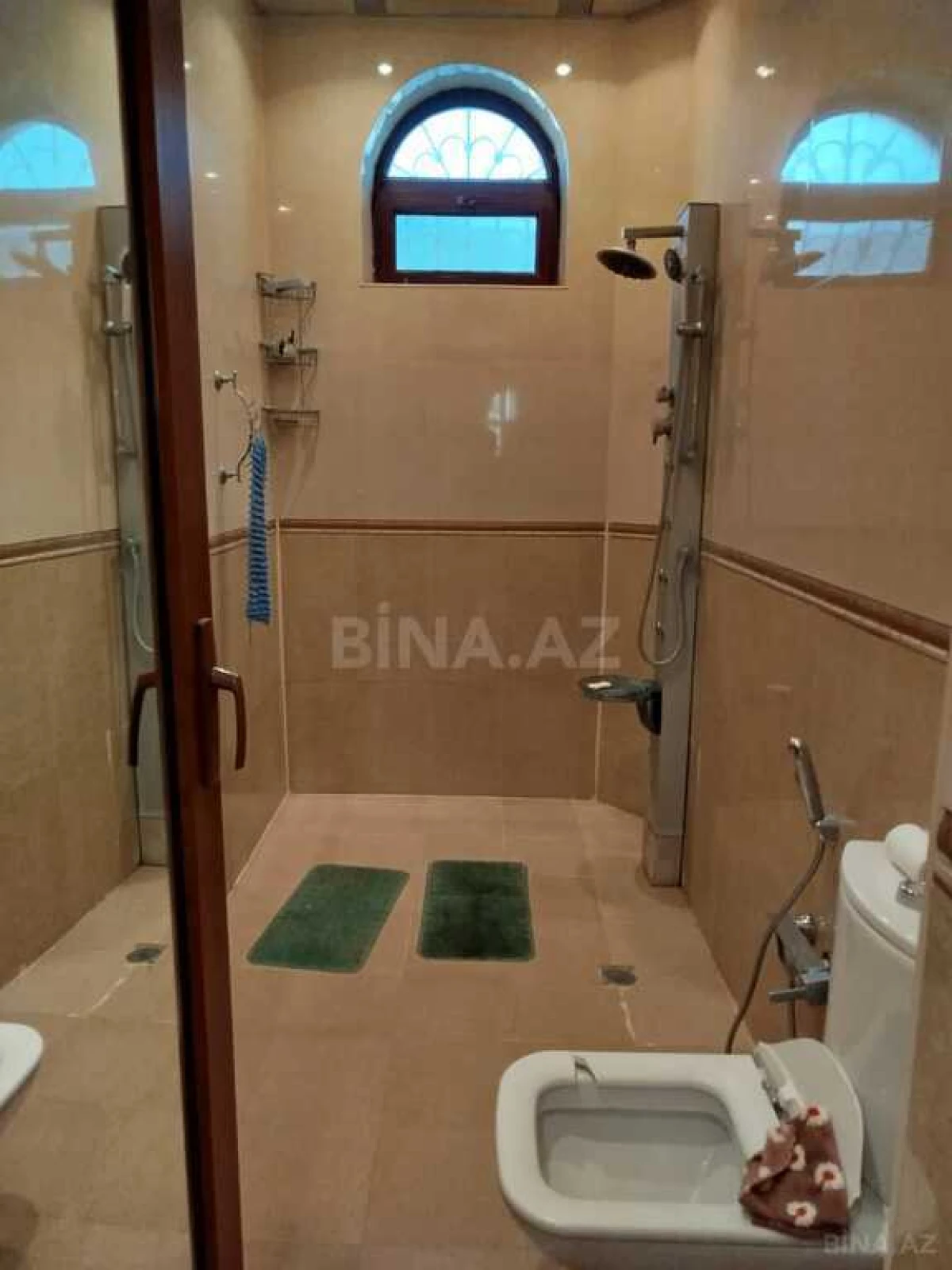 Satılır 6 otaqlı həyət evi 120 m²