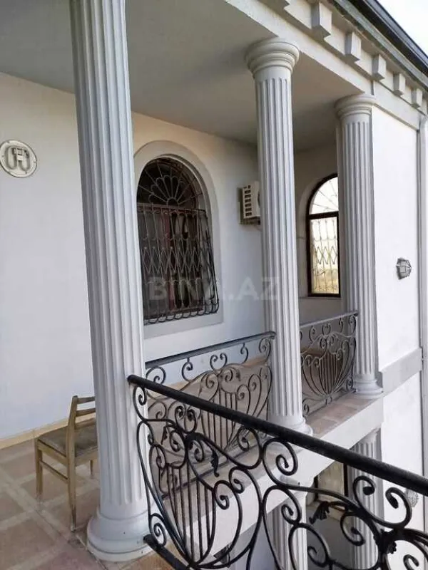 Satılır 6 otaqlı həyət evi 120 m²