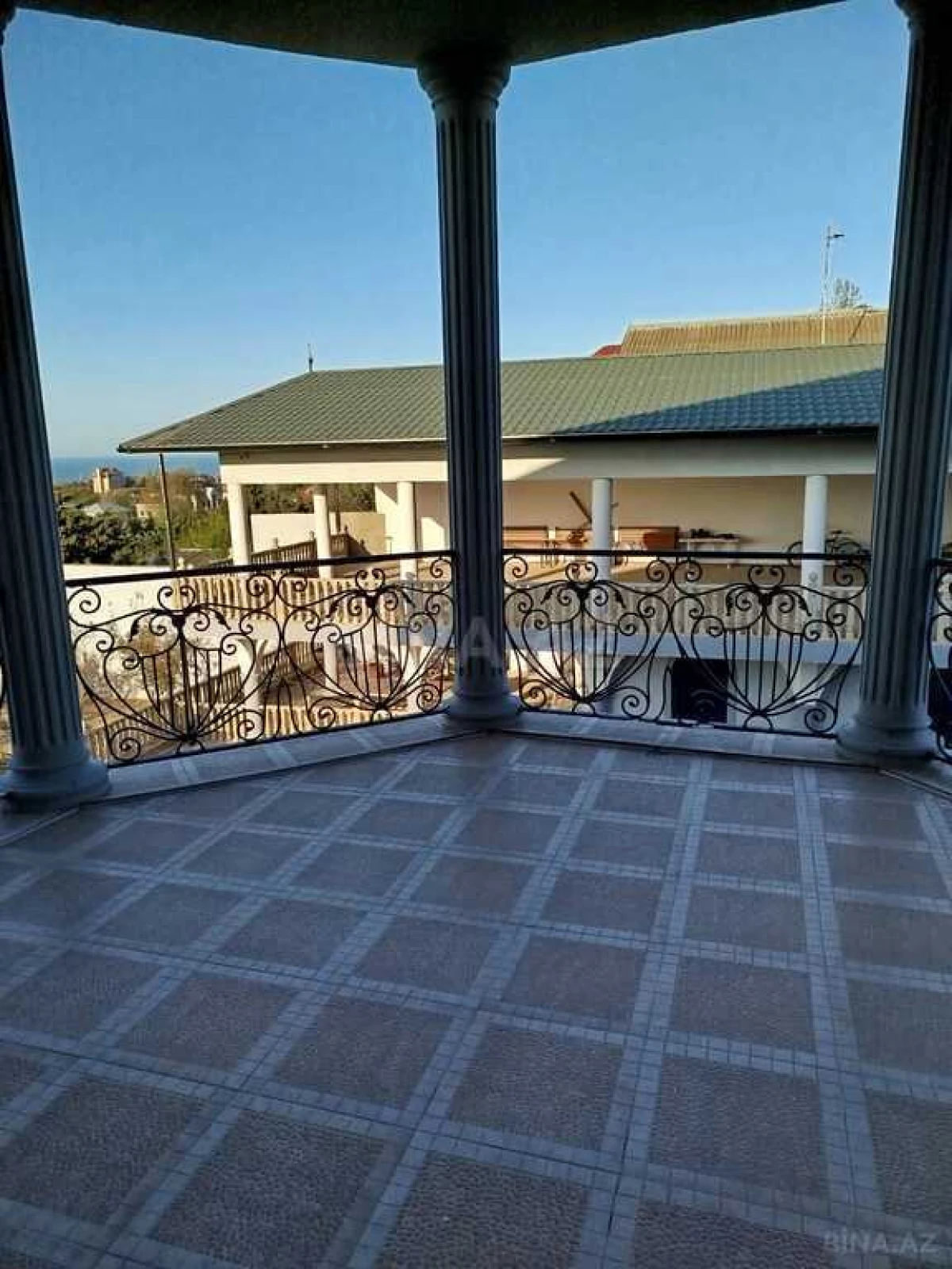 Satılır 6 otaqlı həyət evi 120 m²