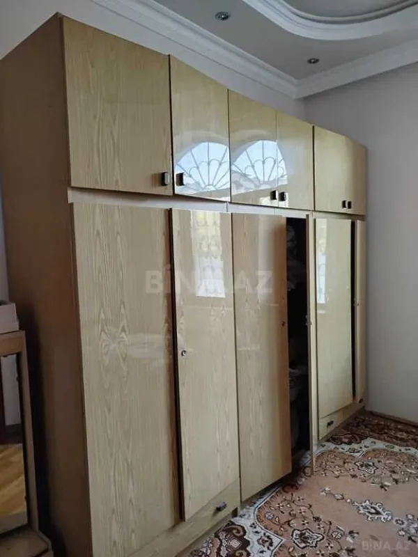 Satılır 6 otaqlı həyət evi 120 m²