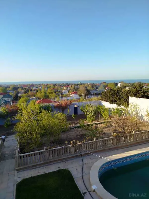 Satılır 6 otaqlı həyət evi 120 m²