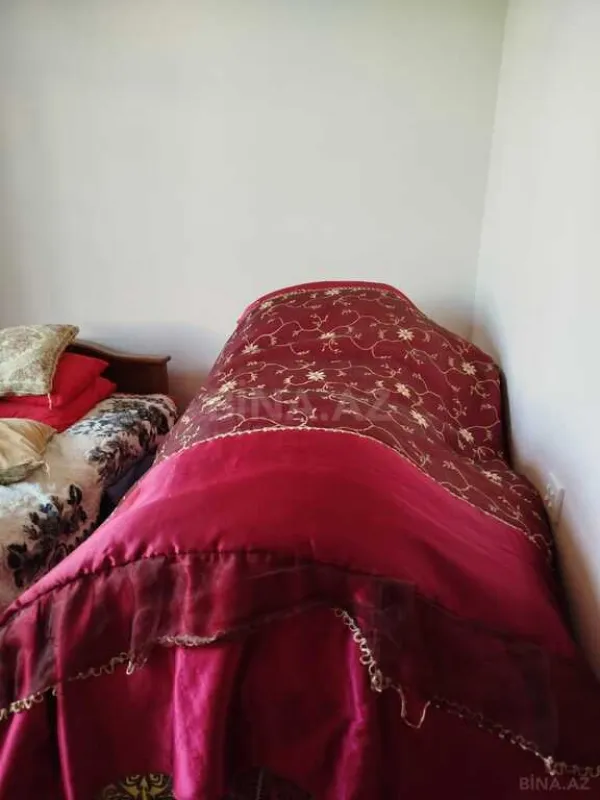 Satılır 6 otaqlı həyət evi 120 m²