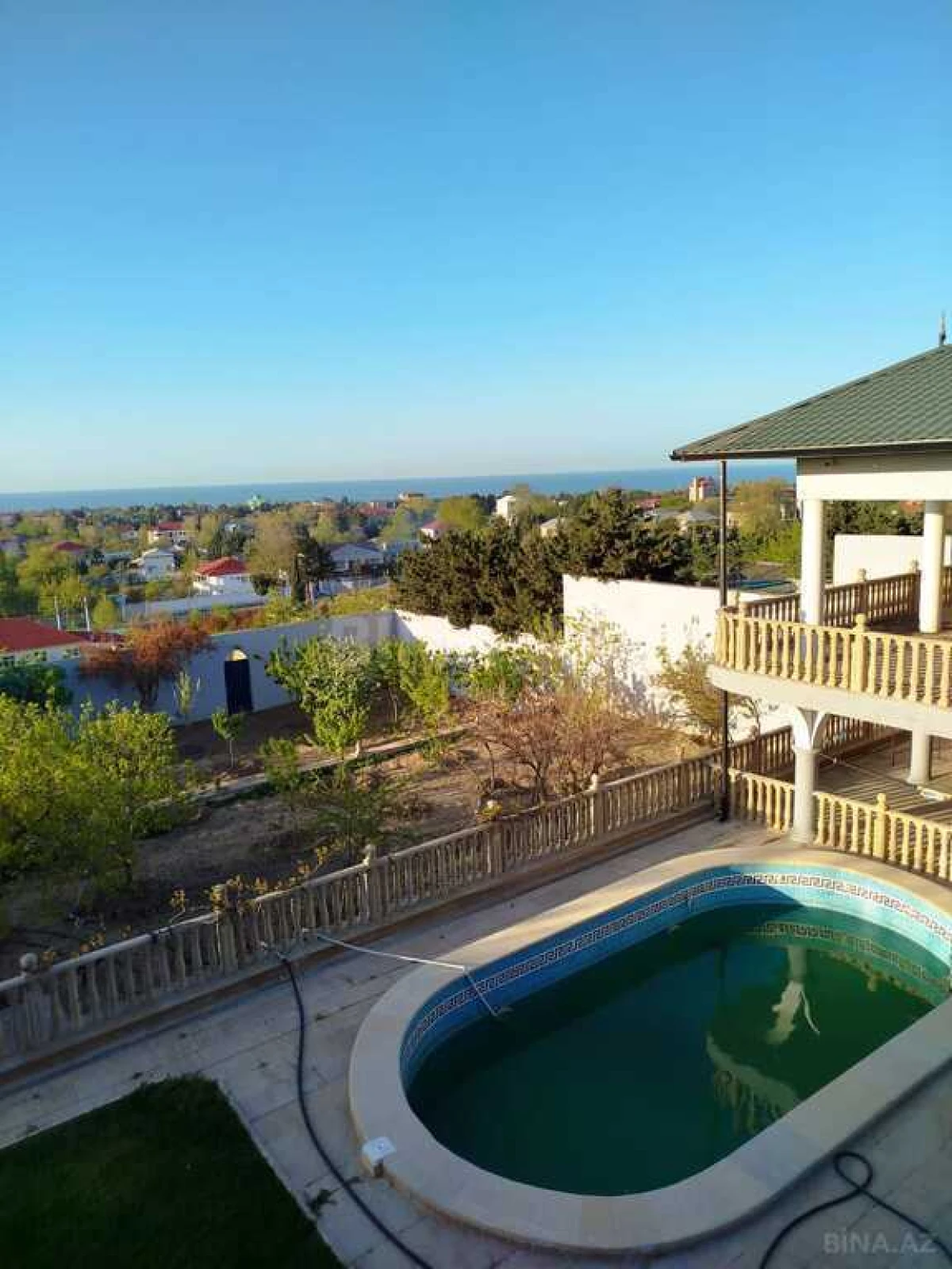 Satılır 6 otaqlı həyət evi 120 m²