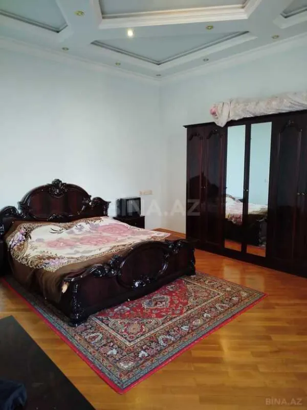Satılır 6 otaqlı həyət evi 120 m²