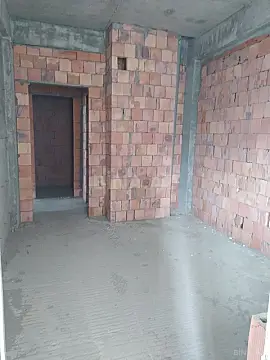 Satılır 4 otaqlı mənzil 144 m²