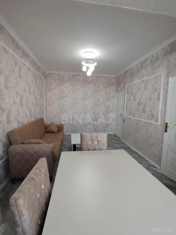 Satılır 2 otaqlı mənzil 55 m²