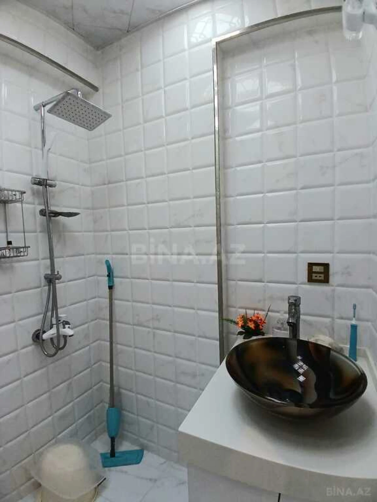 Satılır 3 otaqlı mənzil 143 m²