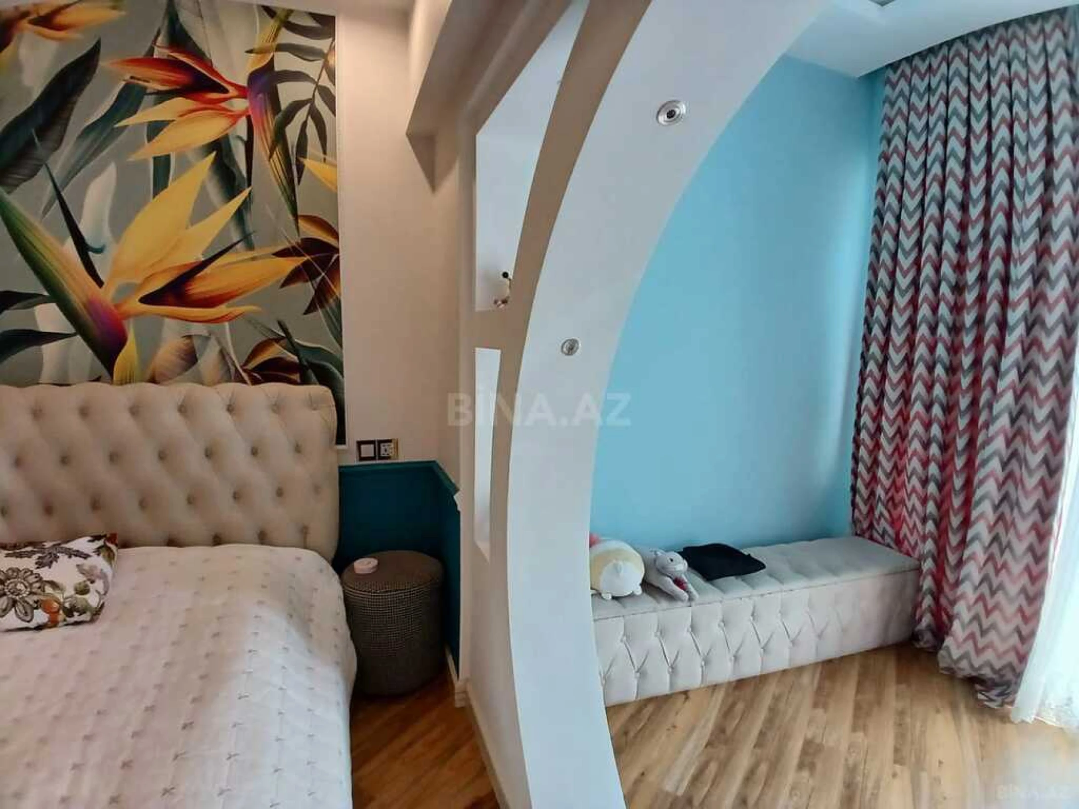 Satılır 3 otaqlı mənzil 143 m²