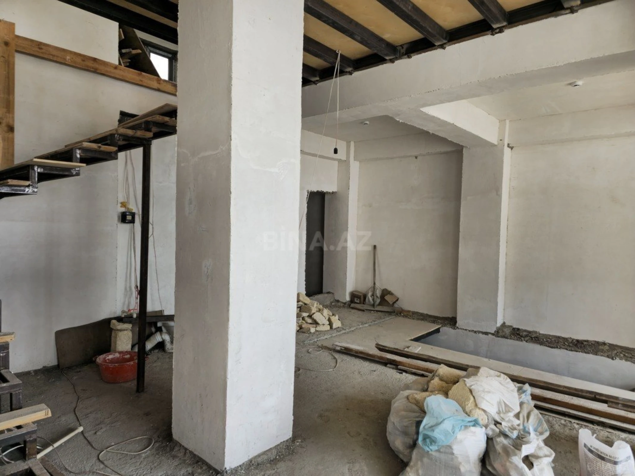 Kirayə verilir obyekt 400 m²