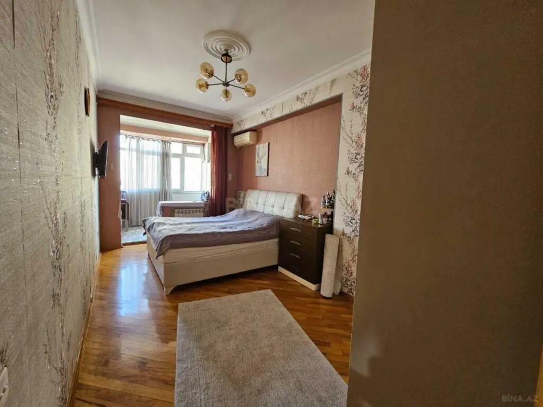 Satılır 3 otaqlı mənzil 80 m²