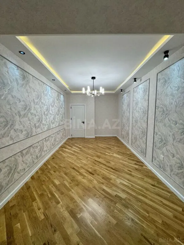 Satılır 4 otaqlı mənzil 155 m²