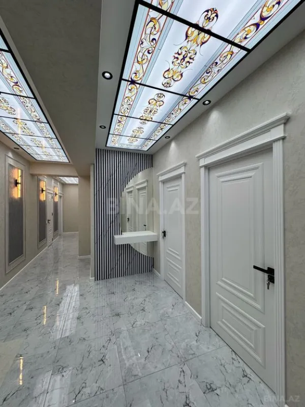 Satılır 4 otaqlı mənzil 155 m²