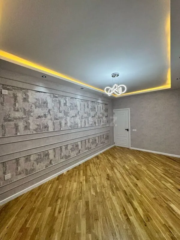 Satılır 4 otaqlı mənzil 155 m²