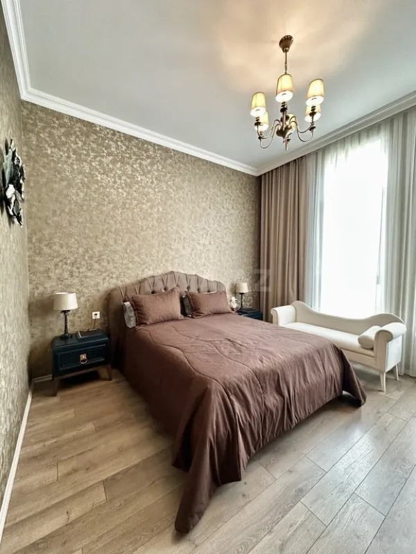 Kirayə verilir 5 otaqlı həyət evi 220 m²