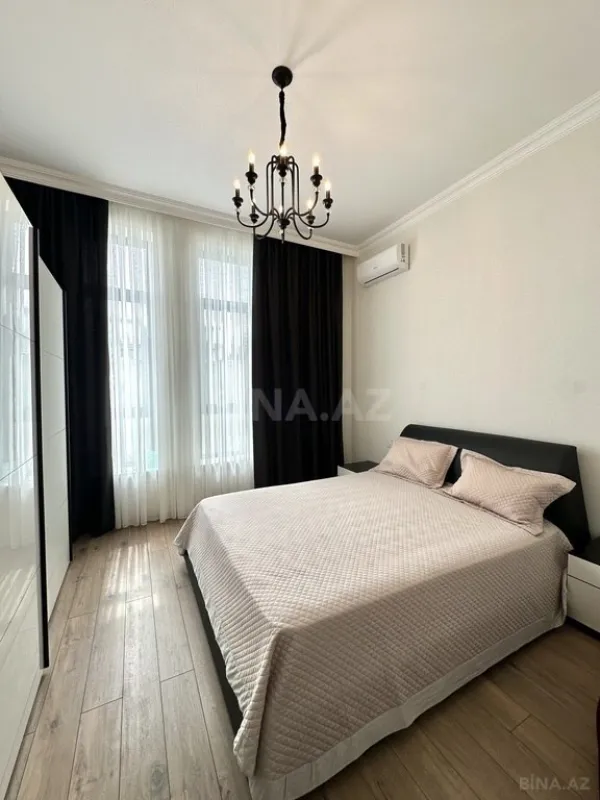 Kirayə verilir 5 otaqlı həyət evi 220 m²