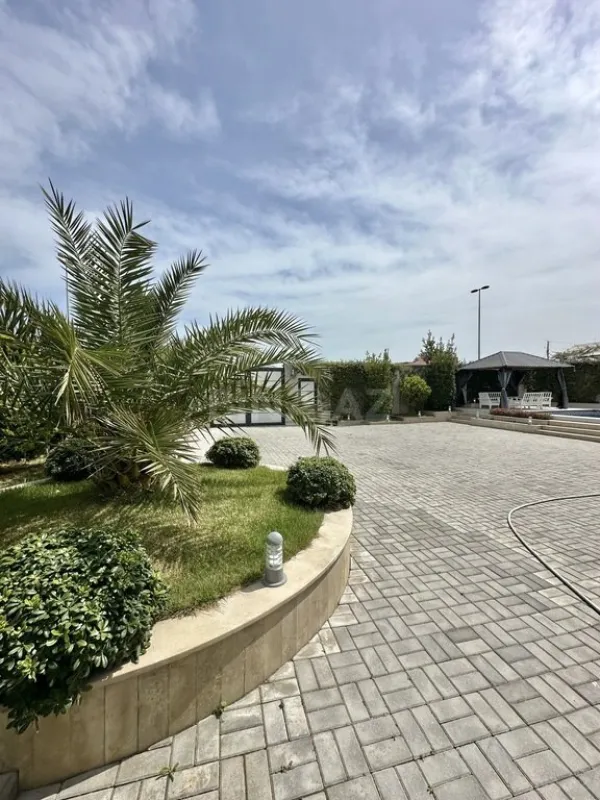 Kirayə verilir 5 otaqlı həyət evi 220 m²