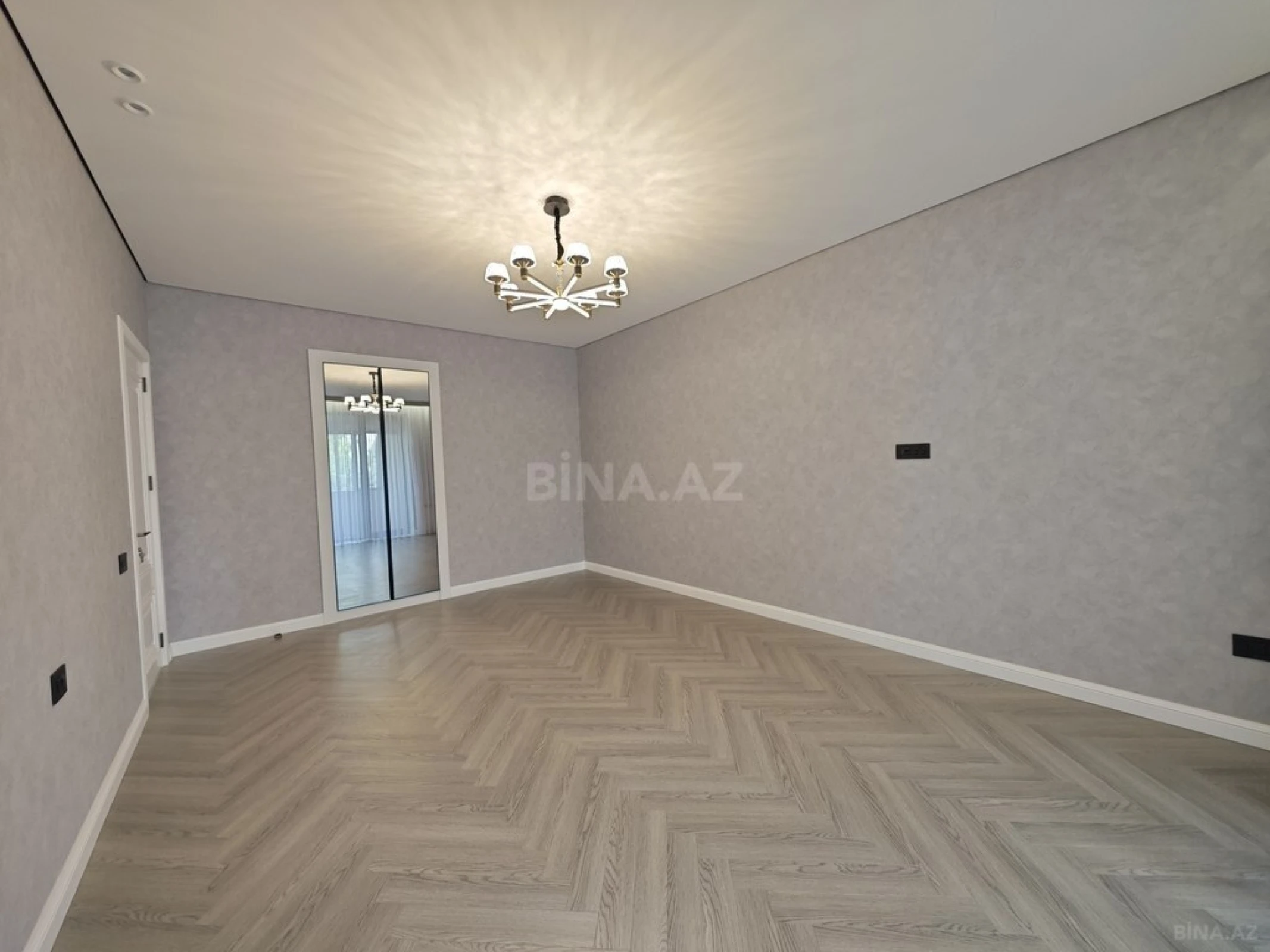 Satılır 3 otaqlı mənzil 80 m²