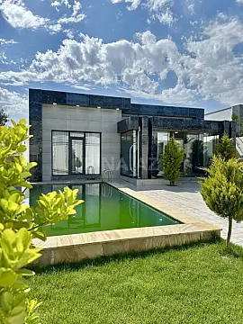 Satılır 4 otaqlı həyət evi 180 m² — Bakı, Mərdəkan 4 otaq 180.00 m²