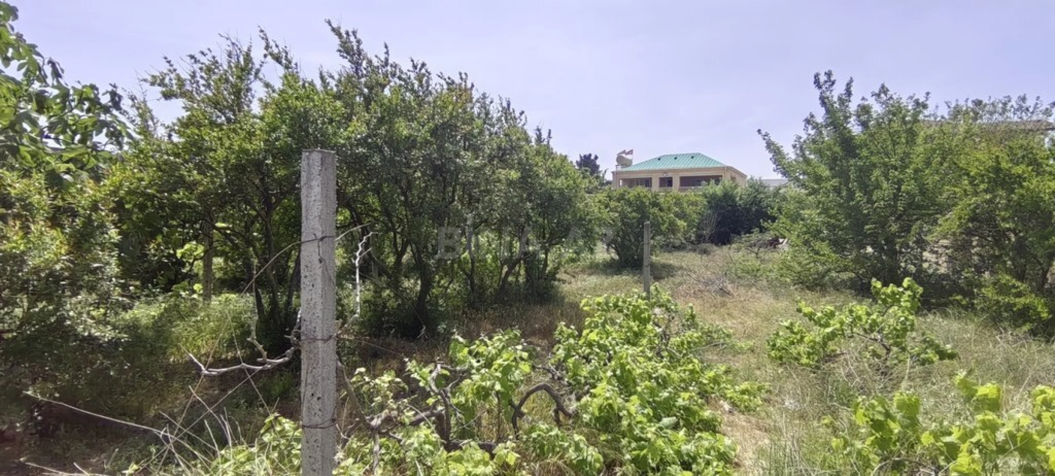 Satılır torpaq sahəsi 12 m²