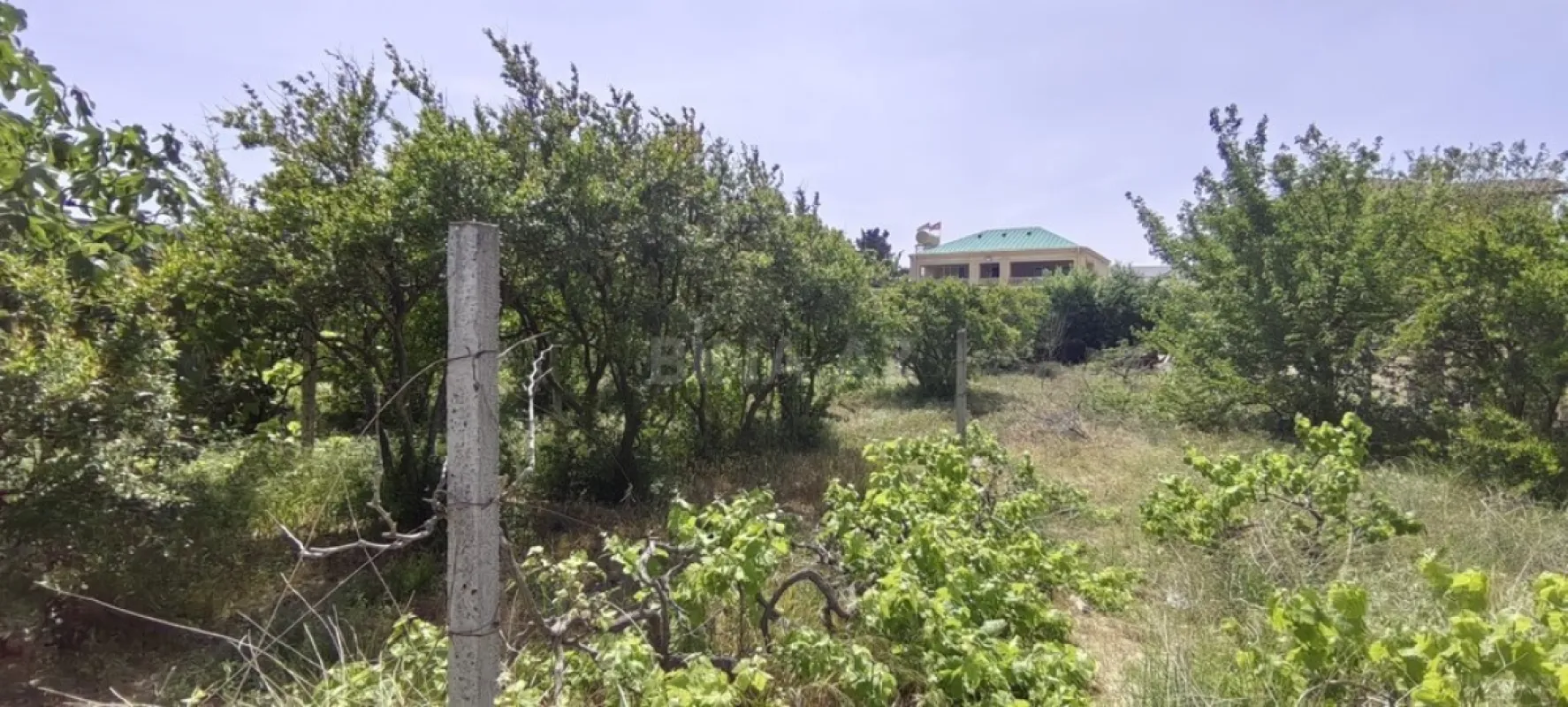 Satılır torpaq sahəsi 12 m²