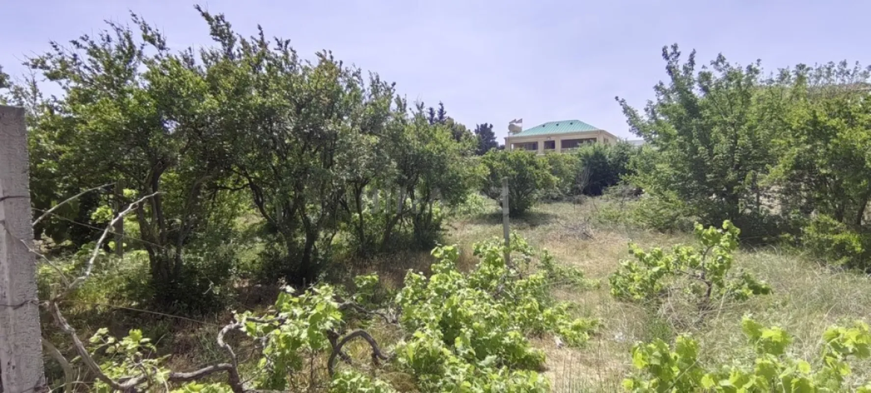 Satılır torpaq sahəsi 12 m²