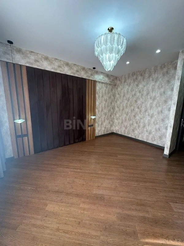 Satılır 3 otaqlı mənzil 116 m²