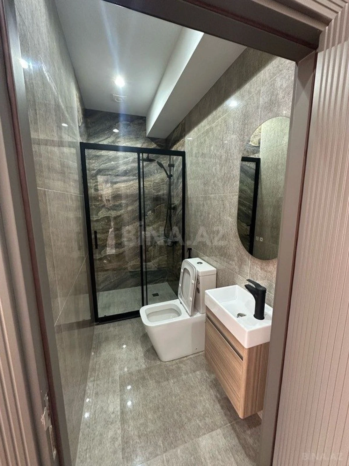 Satılır 3 otaqlı mənzil 116 m²