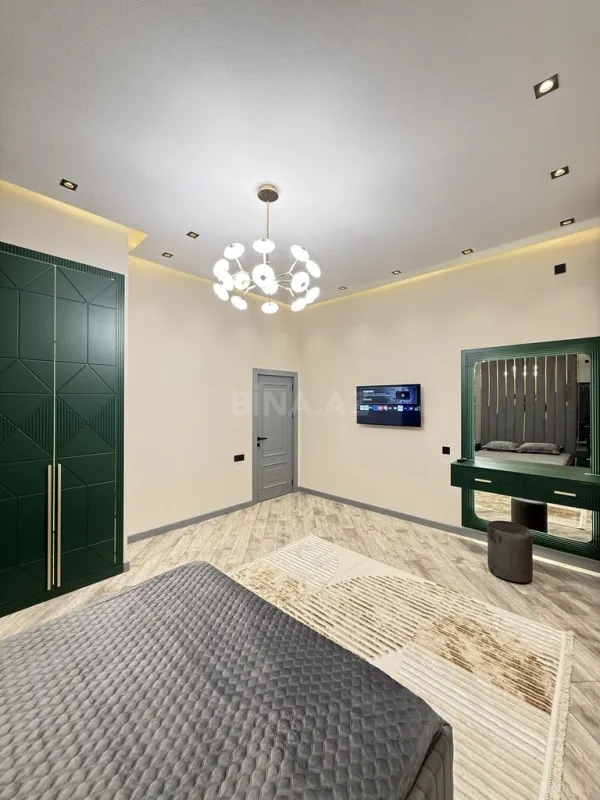 Satılır 4 otaqlı həyət evi 170 m²