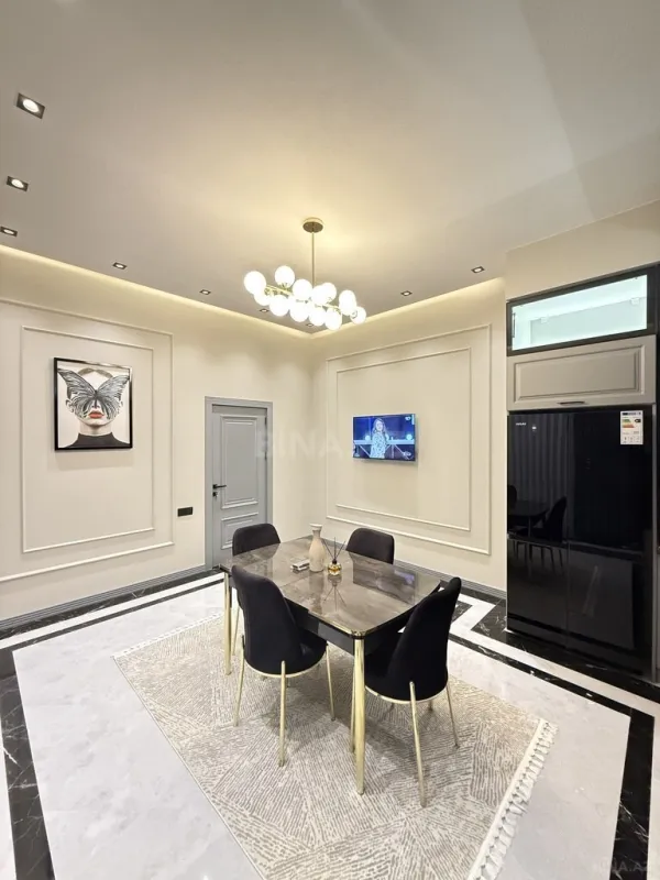 Satılır 4 otaqlı həyət evi 170 m²