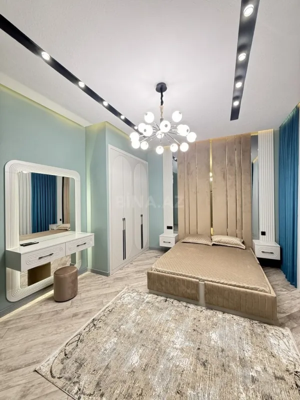 Satılır 4 otaqlı həyət evi 170 m²