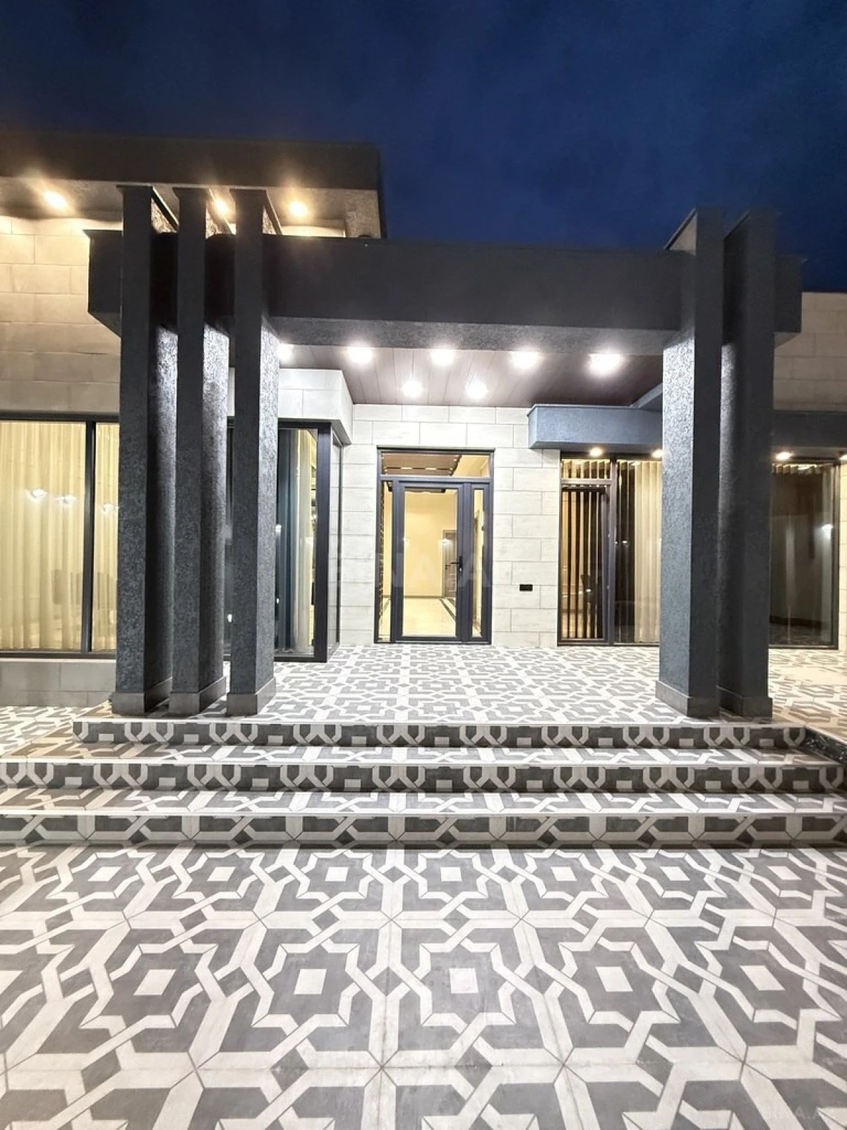 Satılır 4 otaqlı həyət evi 170 m²