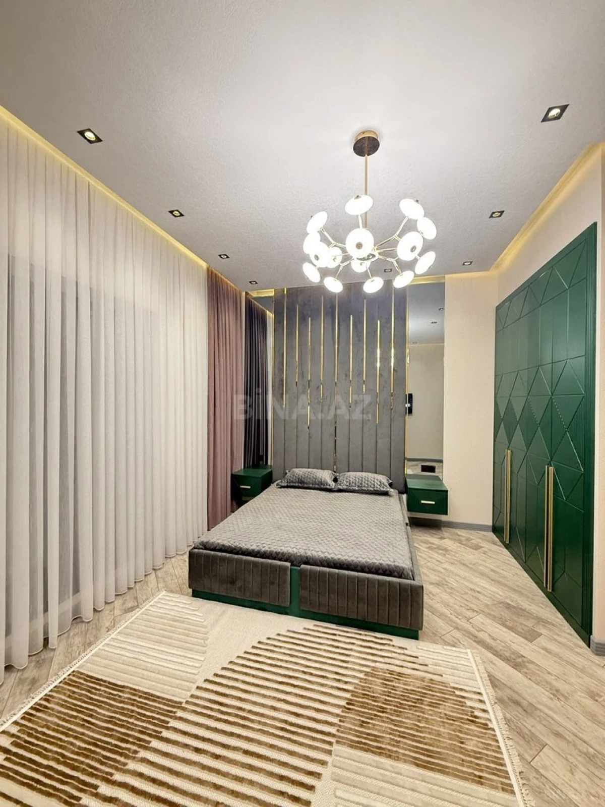 Satılır 4 otaqlı həyət evi 170 m²
